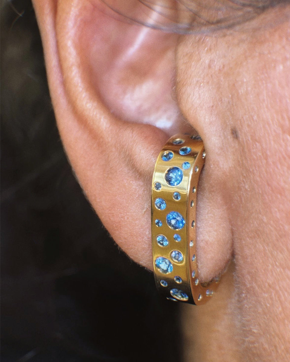 ear_clip_w_sapphire_1200x1200.